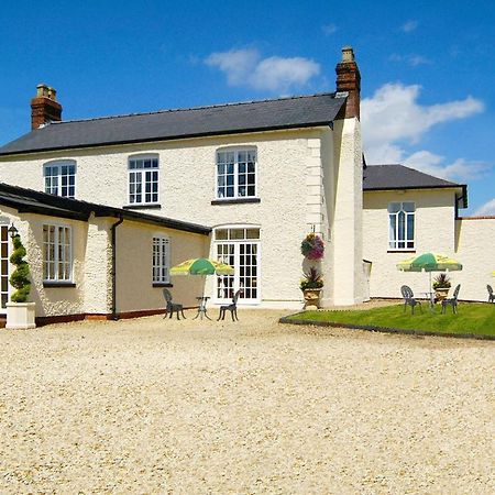 Brandon Lodge Hereford Bagian luar foto