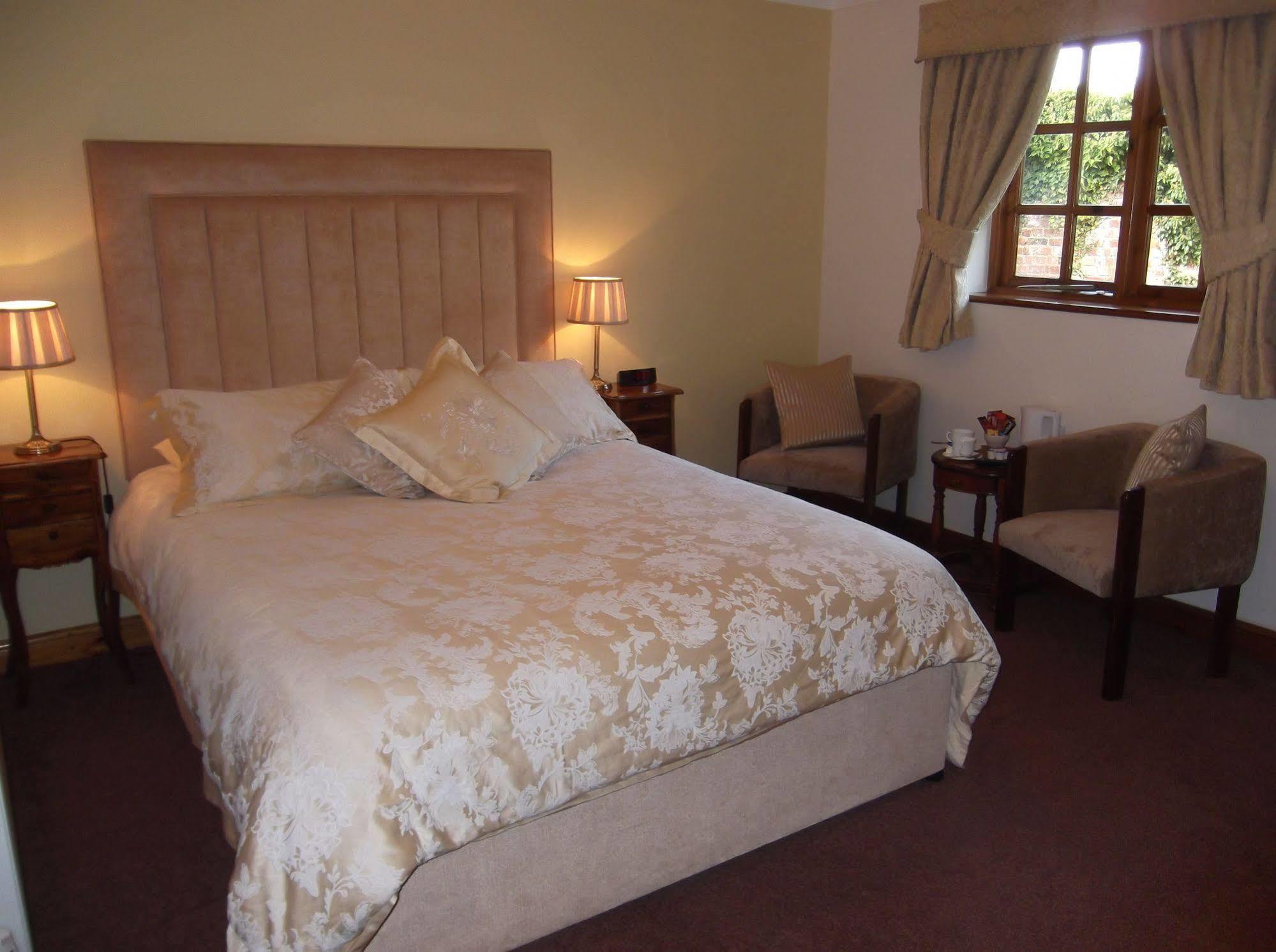 Brandon Lodge Hereford Bagian luar foto